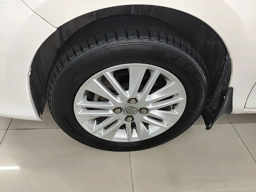 Toyota Vios 2015 — фото 23