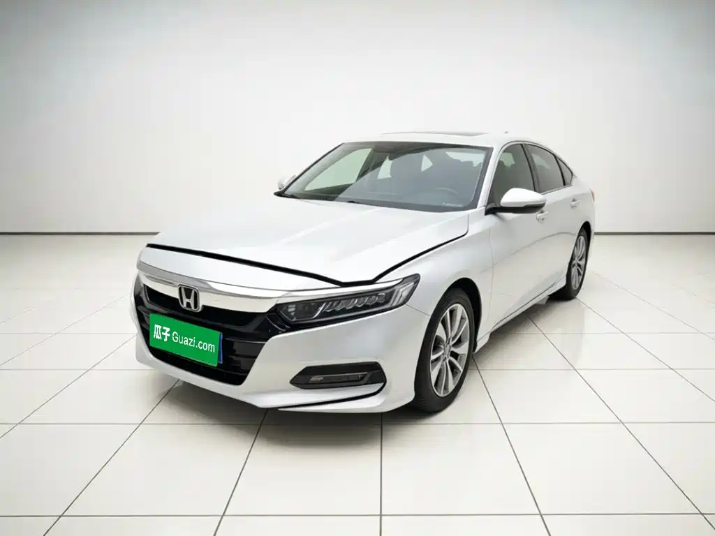 Honda Accord 2018 — фото 1