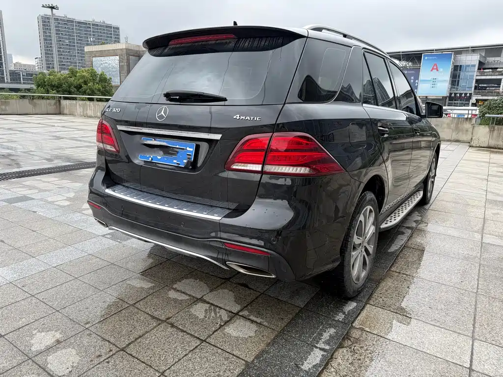 Mercedes-Benz GLE 2019 — фото 9