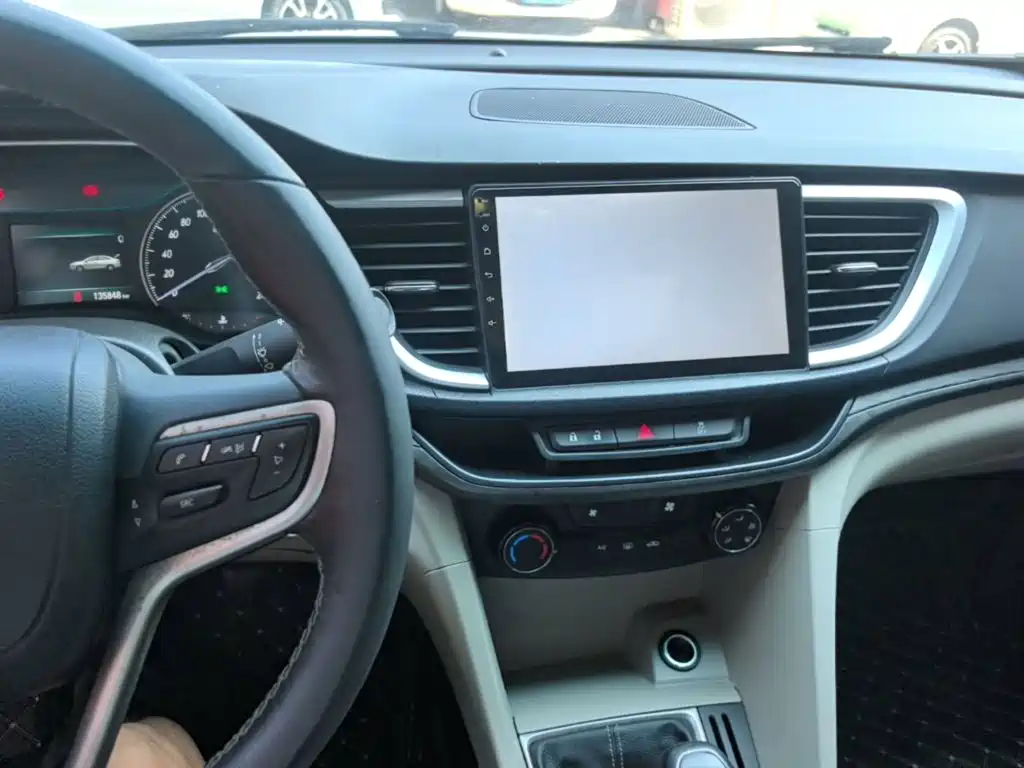 Buick Excelle 2018 — фото 10
