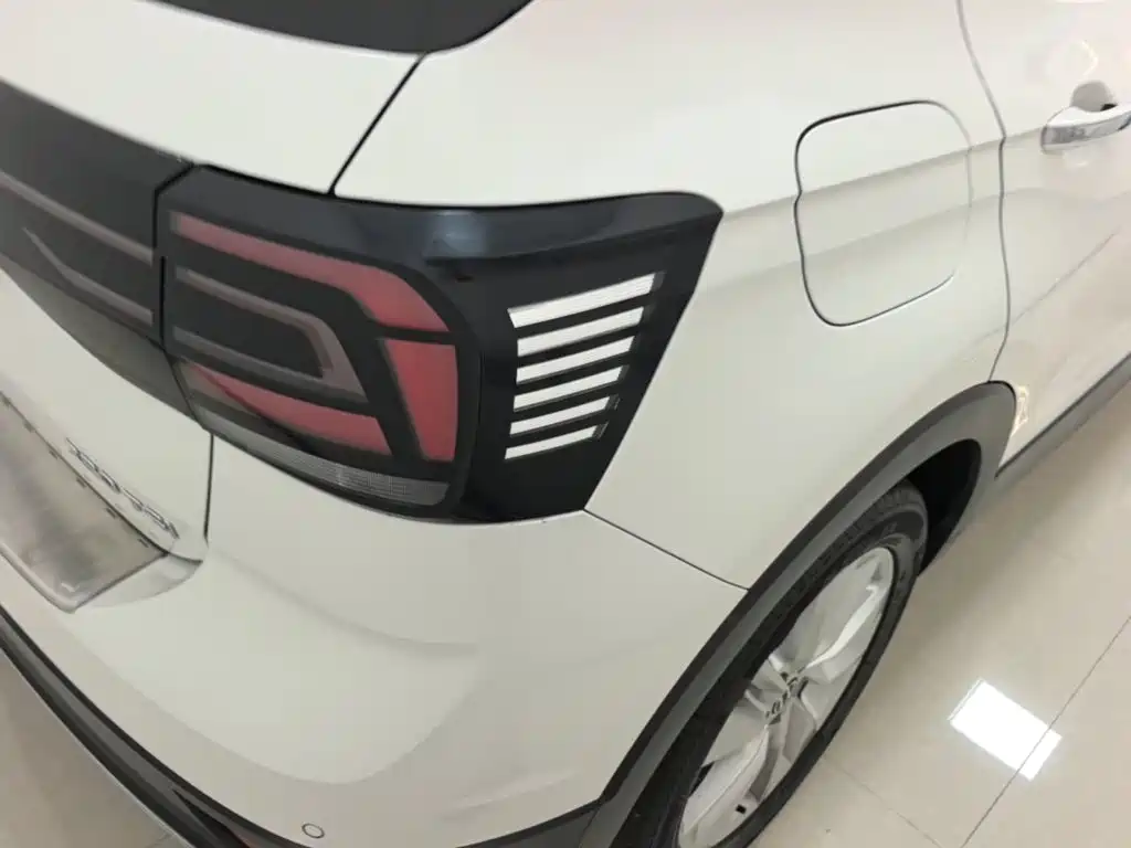 Volkswagen T-Cross 2021