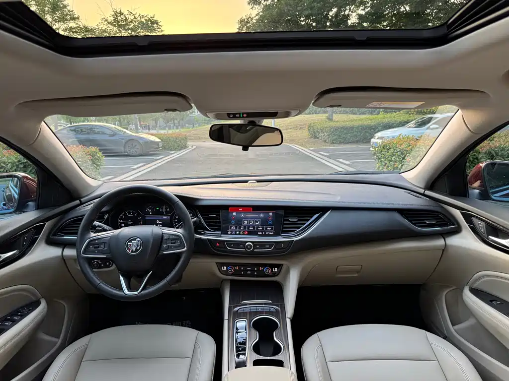 Buick Regal 2022 — фото 15