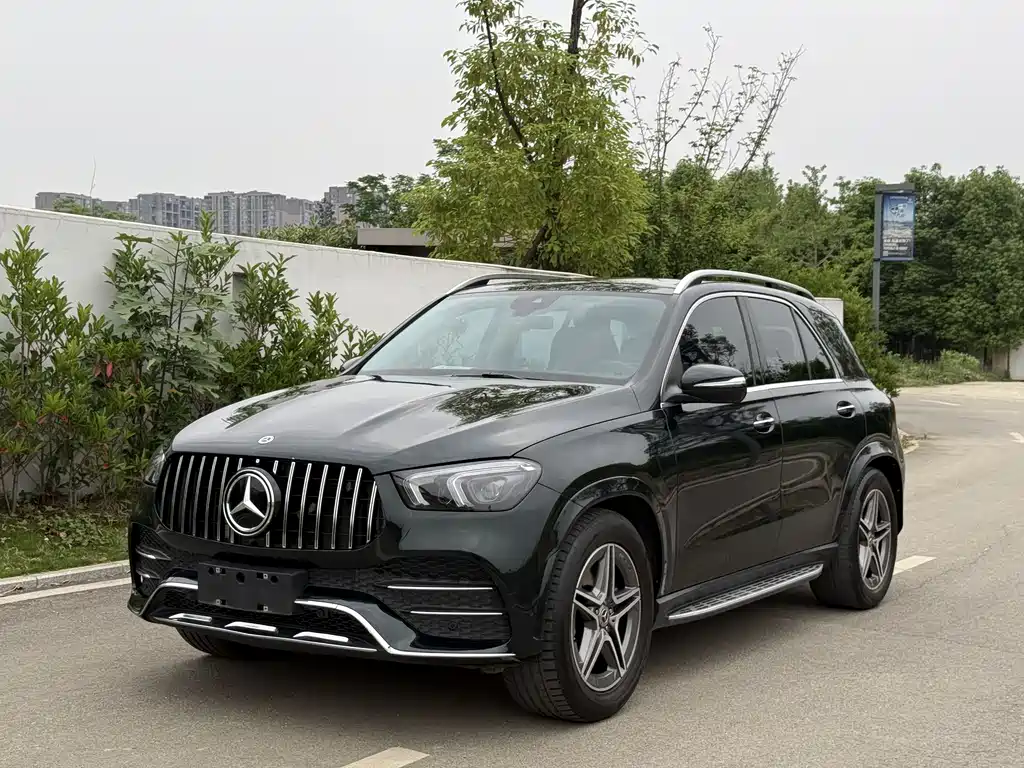Mercedes-Benz GLE 2021 — фото 1
