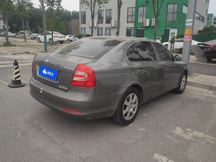 Skoda Octavia 2016 — фото 3