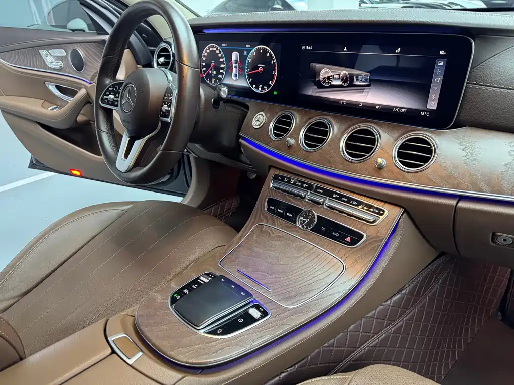 Mercedes-Benz E-Class 2020 — фото 12