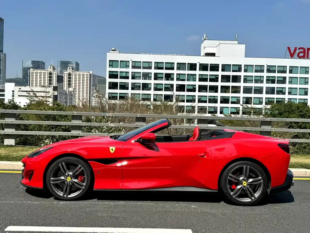 Ferrari Portofino 2019 — фото 4