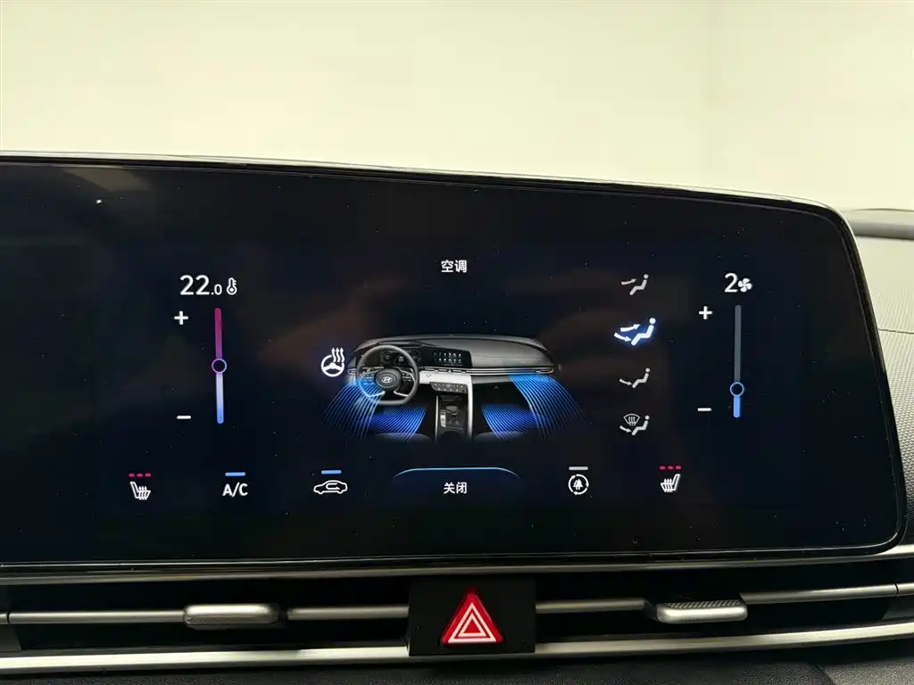 Hyundai Elantra 2021 — фото 14