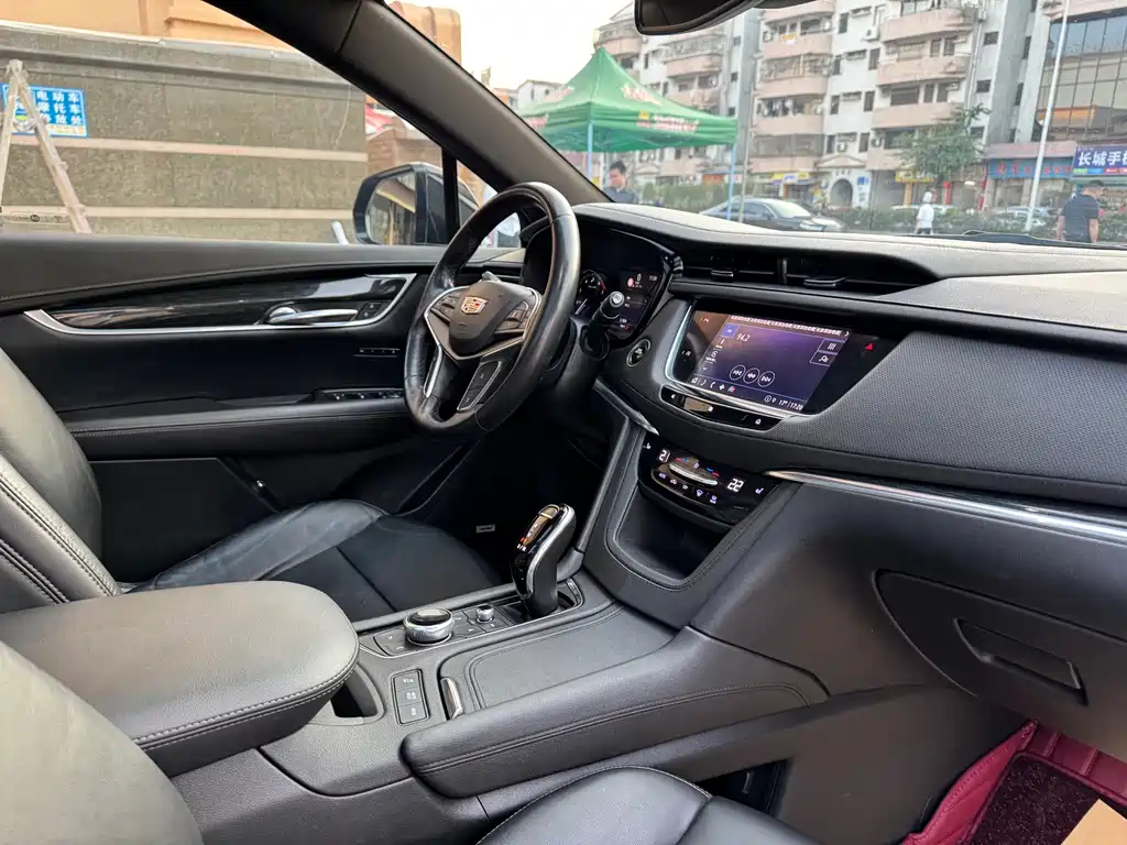 Cadillac XT5 2020 — фото 13