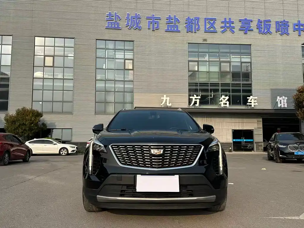 Cadillac XT4 2021 — фото 3