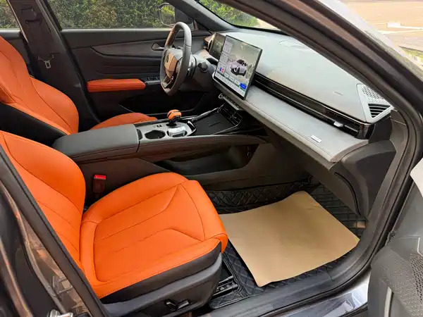 Changan UNI-V 2025