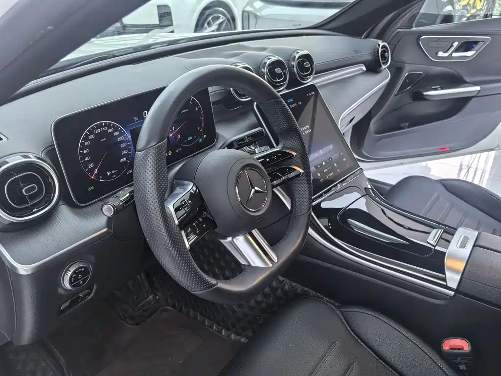 Mercedes-Benz C-Class 2021