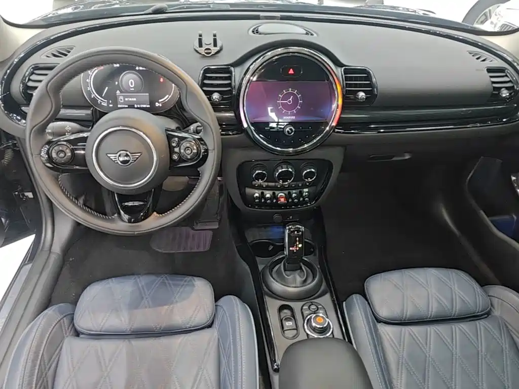 MINI Clubman 2021 — фото 10