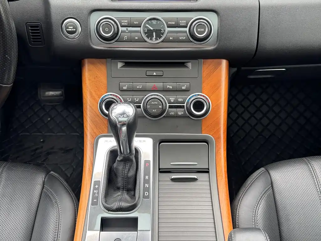 Land Rover Range Rover Sport 2012 — фото 22