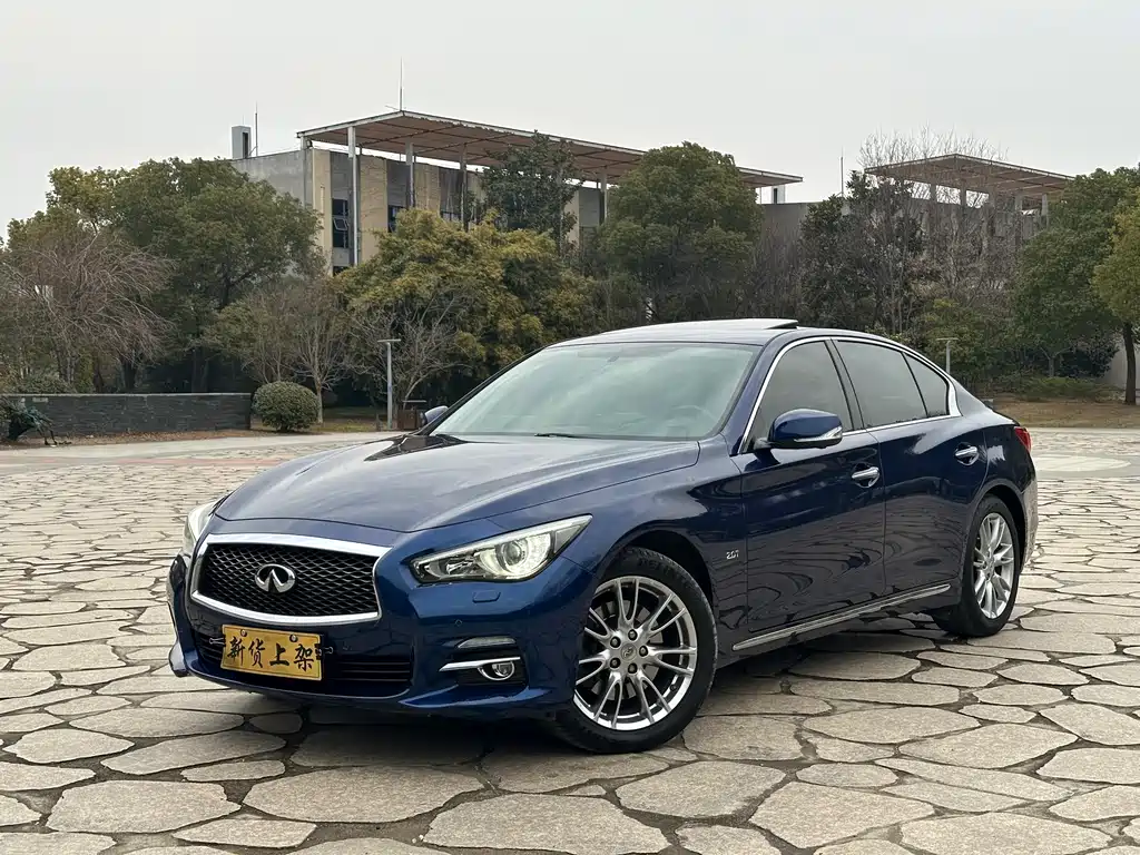Infiniti Q50L 2018 — фото 1