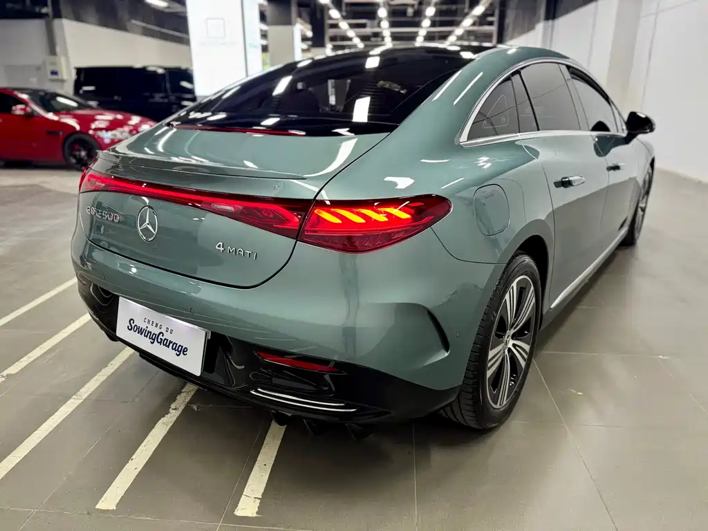 Mercedes-Benz EQE 2025