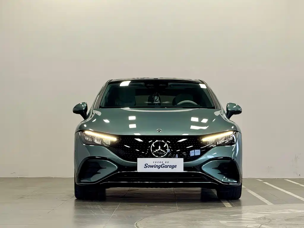 Mercedes-Benz EQE 2025