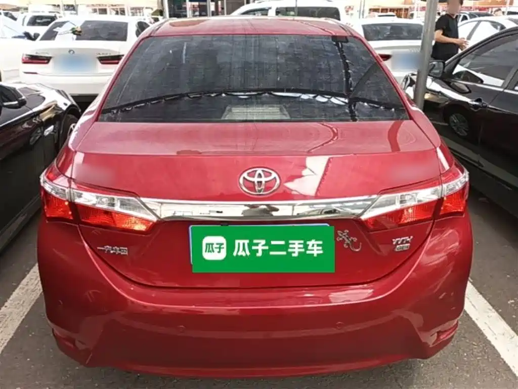 Toyota Corolla 2015 — фото 6