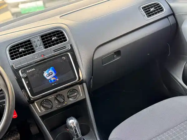 Volkswagen Polo 2016