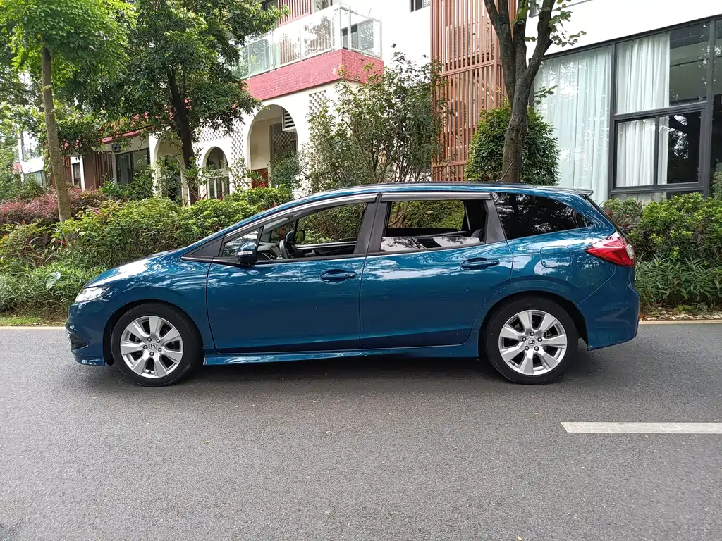Honda Jade 2016