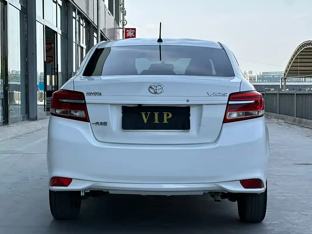 Toyota Vios 2018 — фото 5