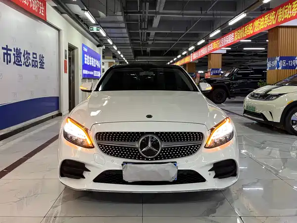 Mercedes-Benz C-Class 2020