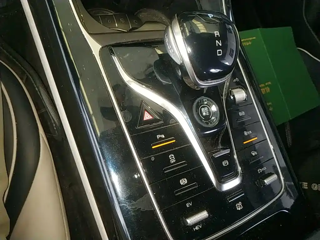 BYD Qin PLUS 2022 — фото 14