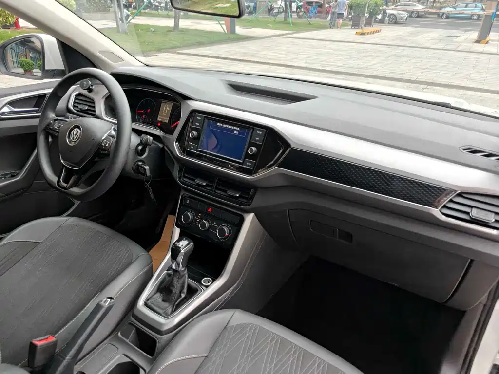 Volkswagen T-Cross 2020