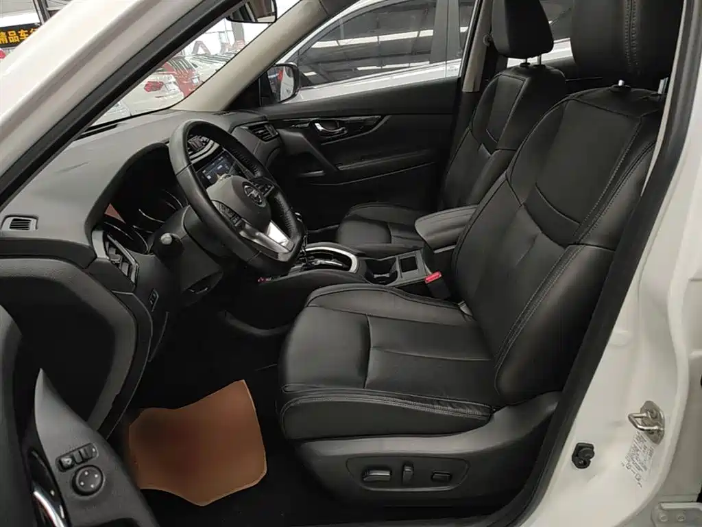 Nissan X-Trail 2020 — фото 15