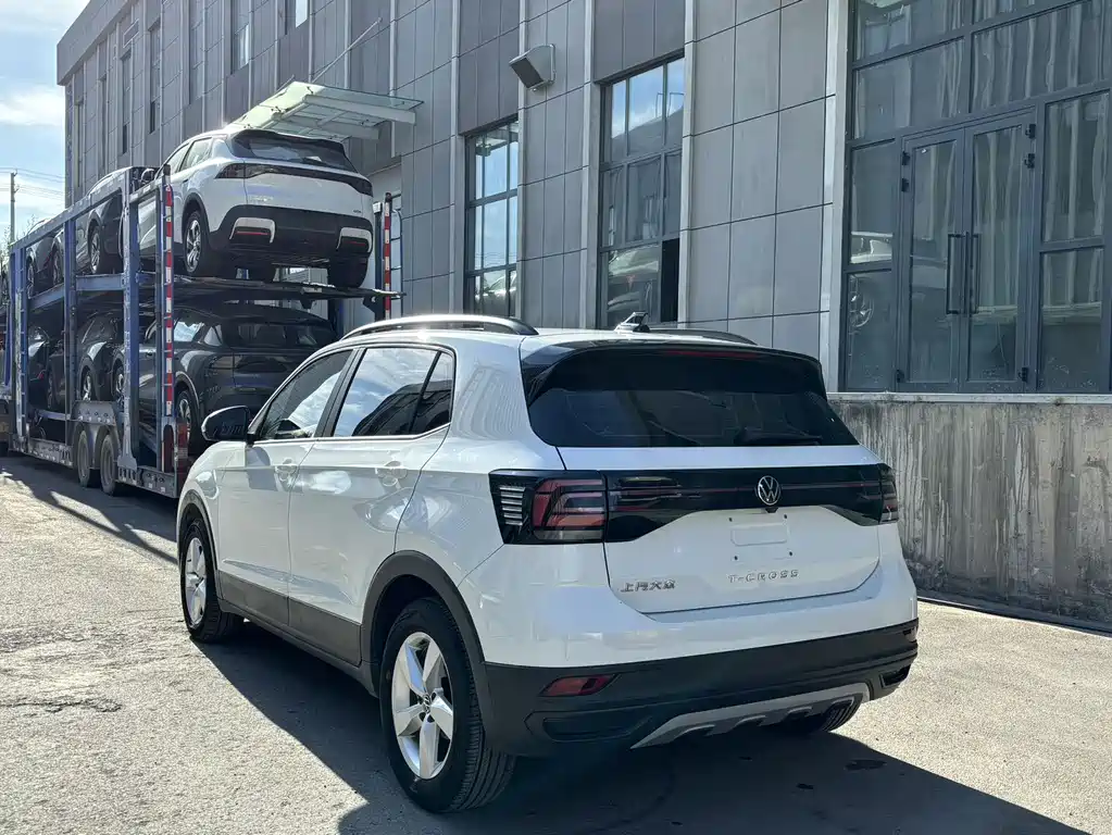 Volkswagen T-Cross 2023