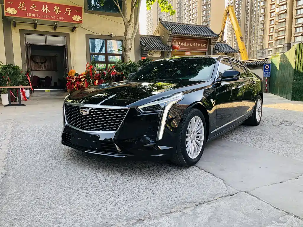 Cadillac CT6 2021 — фото 1