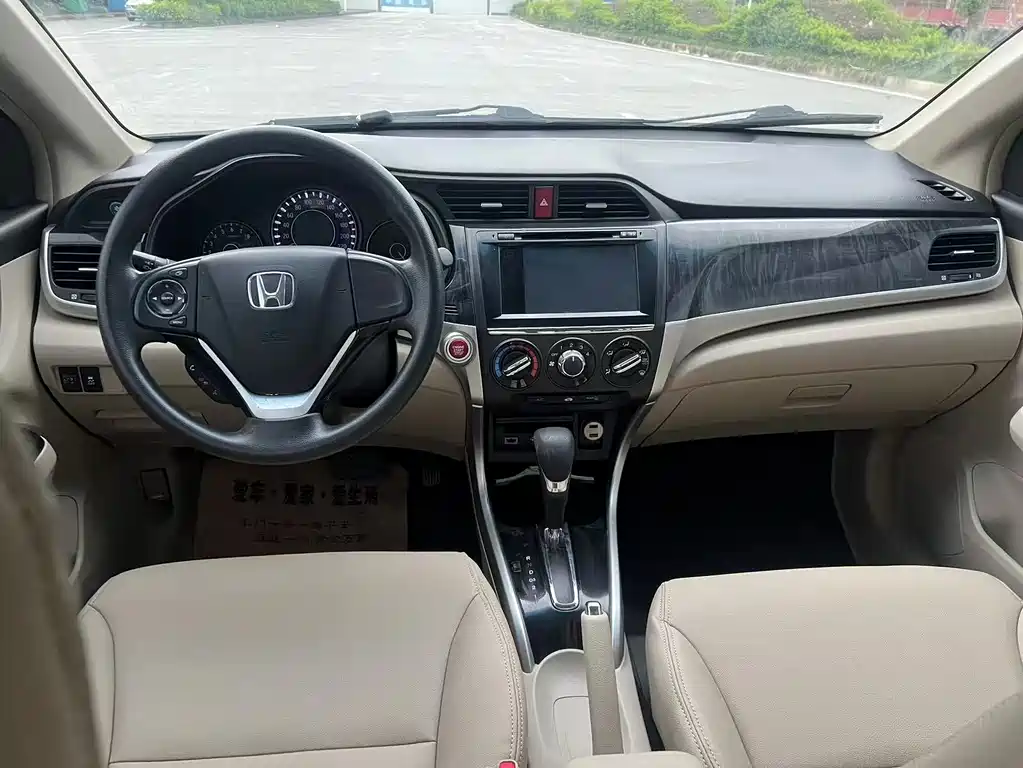 Honda Crider 2015 — фото 12