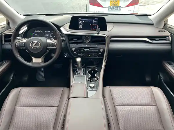 Lexus RX 2020