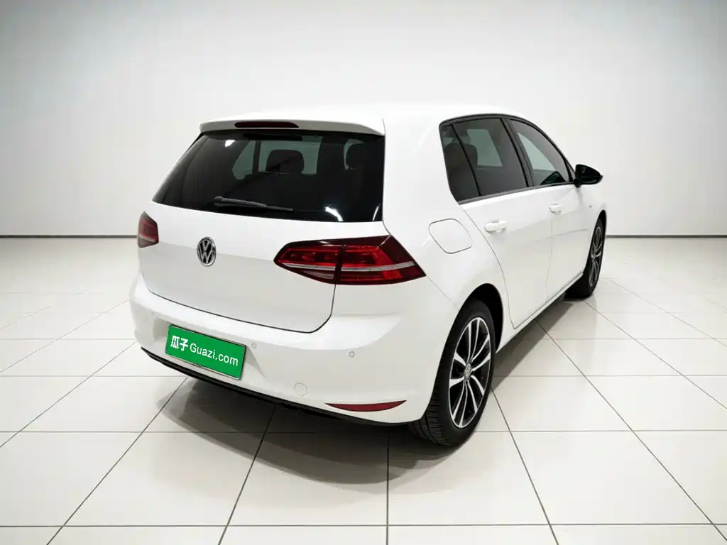 Volkswagen Golf 2017 — фото 4