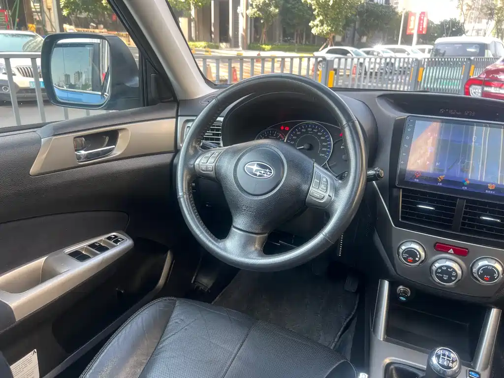 Subaru Forester 2010 — фото 22