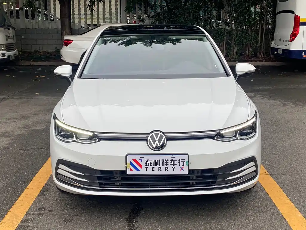 Volkswagen Golf 2023