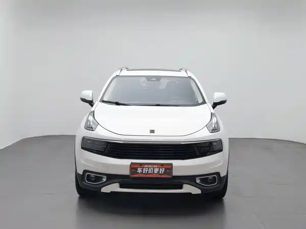 Lynk & Co 01 2018