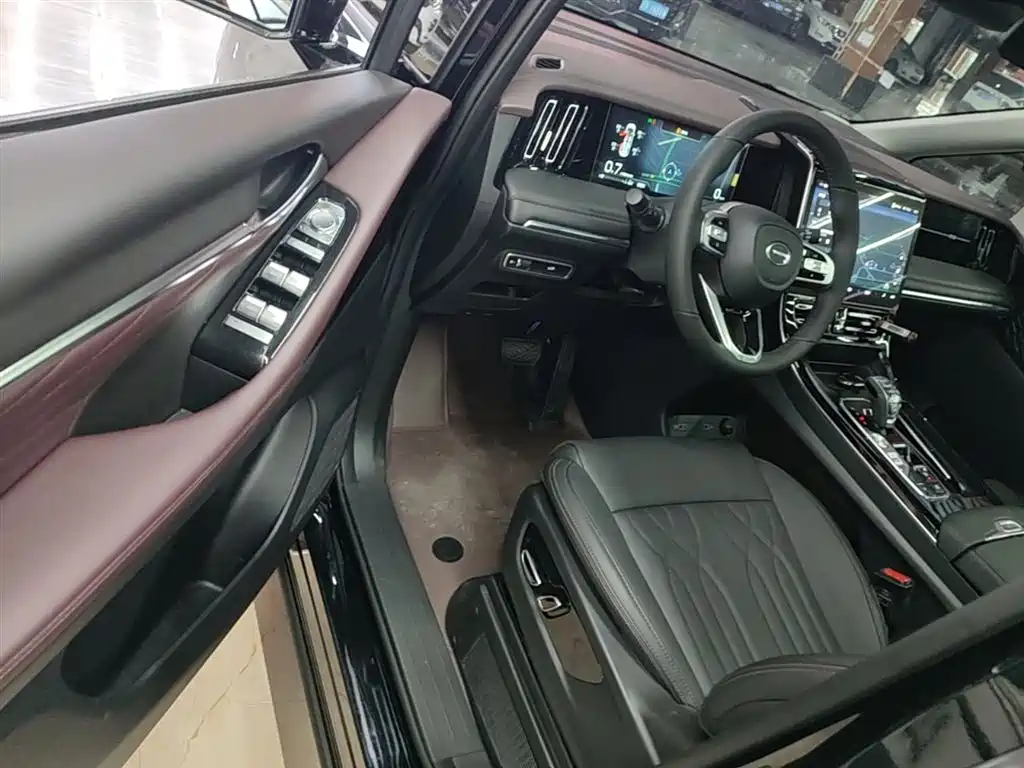GAC Motor Trumpchi M8 2025 — фото 16
