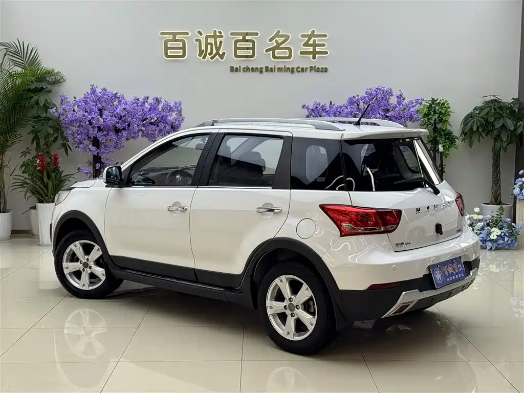 Haval H1 2016 — фото 8