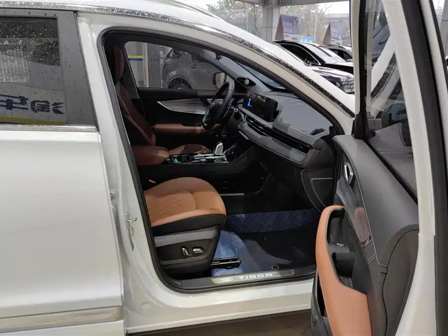 Chery Tiggo 8 PLUS 2022 — фото 8