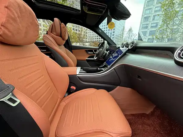 Mercedes-Benz GLC 2023