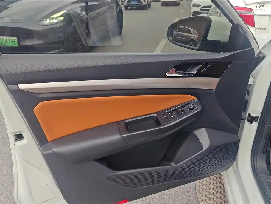 Volkswagen Bora 2023