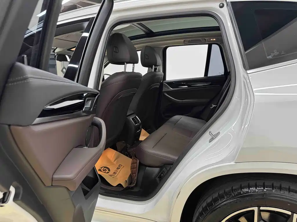 BMW X3 2023 — фото 13