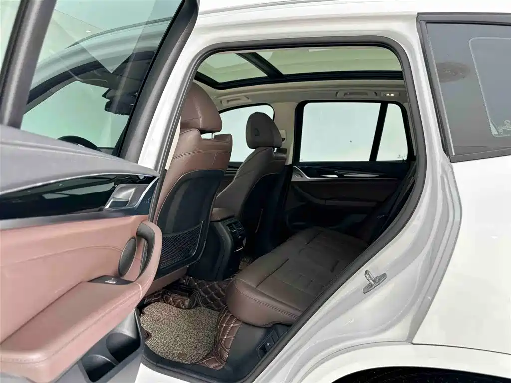 BMW X3 2019 — фото 14