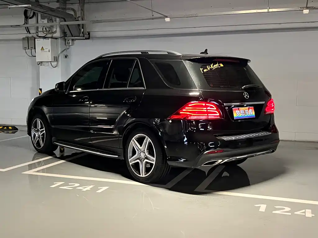 Mercedes-Benz GLE 2016