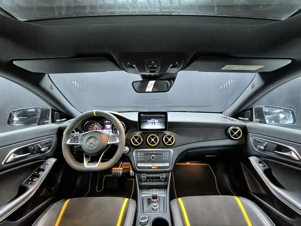 Mercedes-Benz CLA AMG 2018 — фото 9
