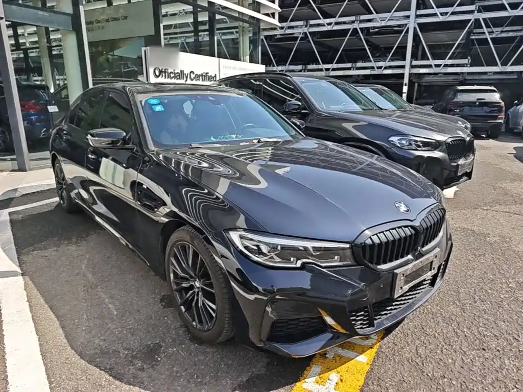 BMW 3 Series 2021