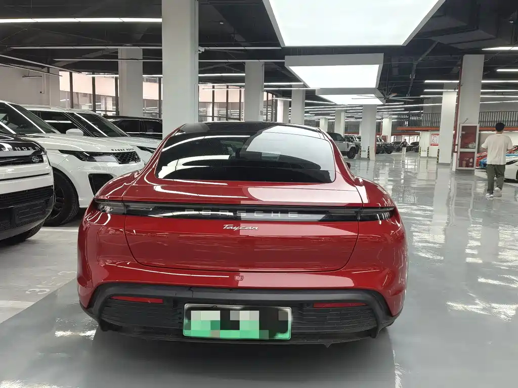 Porsche Taycan 2021 — фото 15