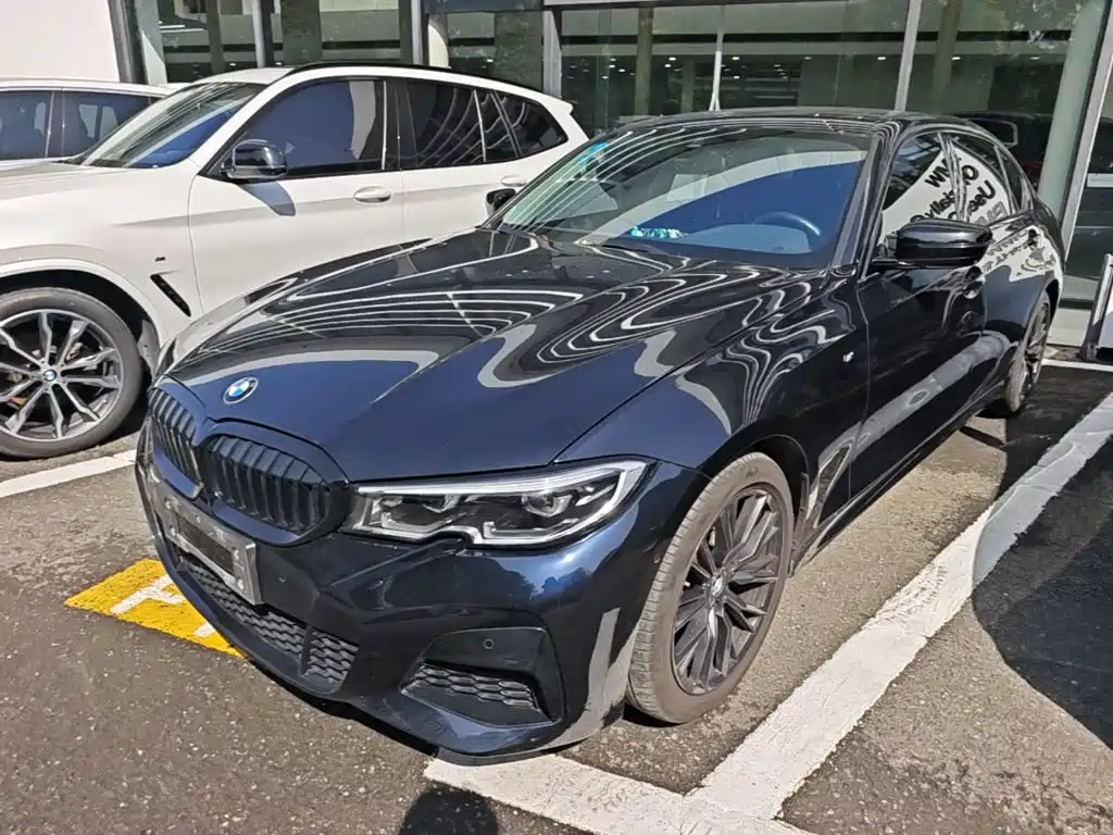 BMW 3 Series 2021