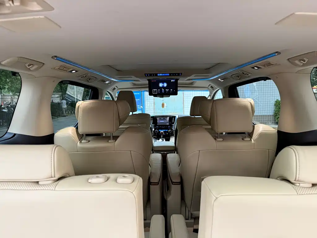 Toyota Alphard 2015 — фото 8