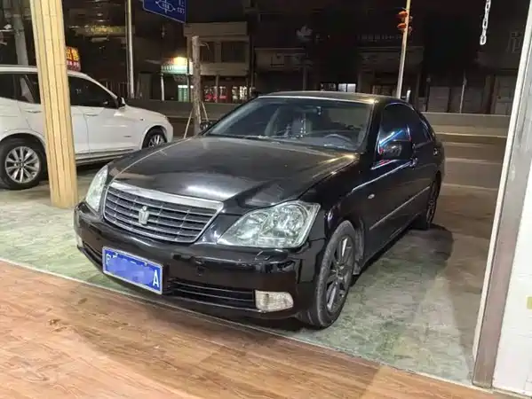 Toyota Crown 2009